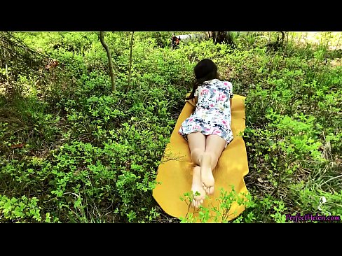 ❤️ Stranger auf Tinder masturbiert meine Muschi und fickt leidenschaftlich im Wald ☑ Sex video bei uns ️❤