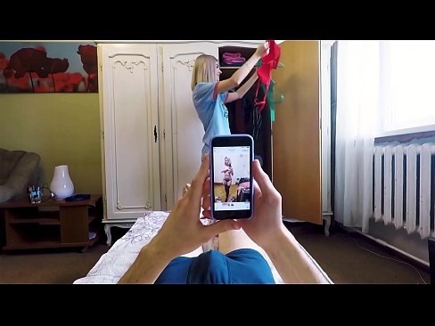 ❤️ Stiefschwester bringt ihren Bruder zum Wichsen, kurz bevor Mama nach Hause kommt ☑ Sex video bei uns ️❤