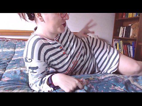 ❤️ Nimm diesen großen schwarzen Schwanz in deinen Mund kleine Sklavin ☑ Sex video bei uns ️❤