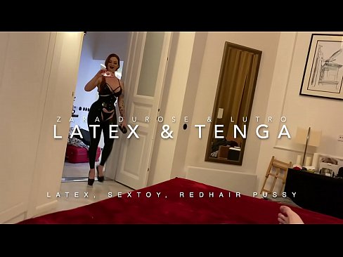 ❤️ Rothaarige Stiefschwester im Latexkostüm von Stiefbruder gefickt ☑ Sex video bei uns ️❤