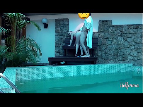 ❤️ Boss lädt Dienstmädchen zum Pool ein, kann aber einem heißen Sex nicht widerstehen ☑ Sex video bei uns ️❤