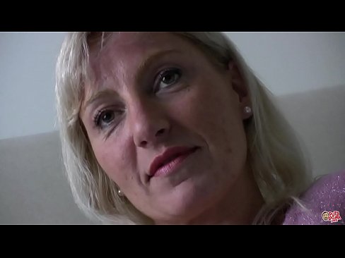 ❤️ Die Mutter, die wir alle gefickt haben ... Lady, benehmen Sie sich! ☑ Sex video bei uns ️❤
